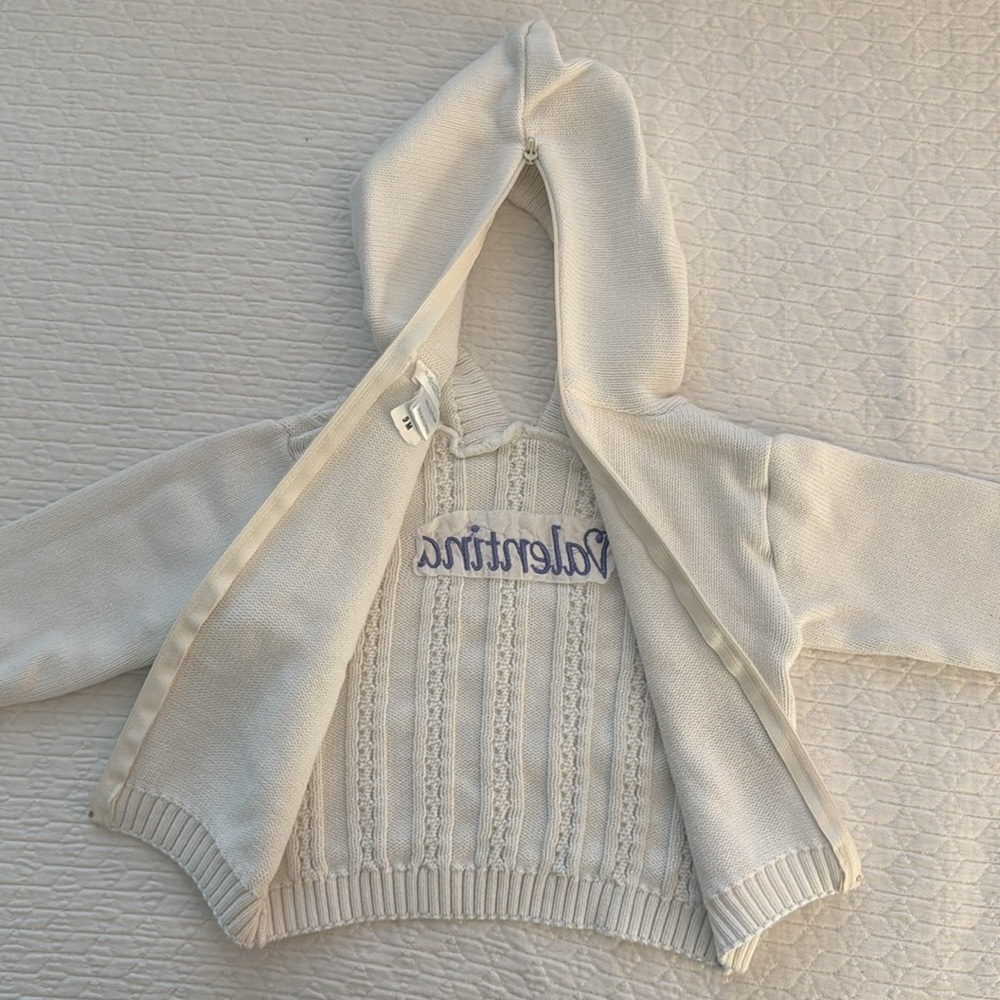Hooded Cable Sweater - Picture 5 of 6